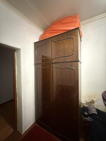 silver kitchen: Два шкафа,две односпальные кровати 4 тумбы тримо с зеркалом — 7