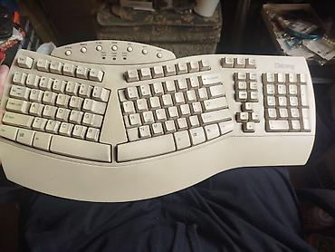 samolepljiva alkantara: Stara retro Chicony KB-9938 tastatura vintage. Ispravna,samo na — 6