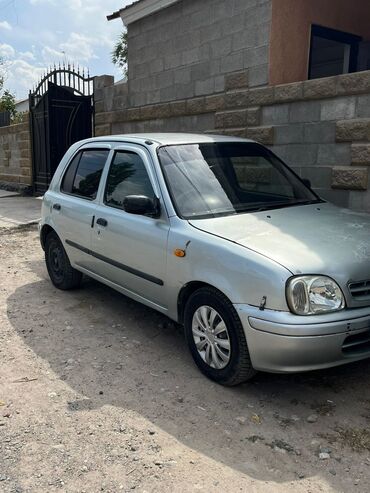 митсубиси спайс стар: Nissan March: 1998 г., 1 л, Автомат, Бензин