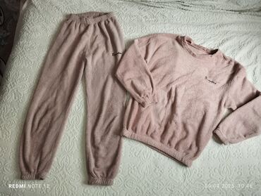 İdman geyimləri: Maksimum 5 ədəd alana bu qiymətə tek 3 manat dest 5 manat VP aktivdir — 5