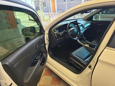 h 1: Honda Accord: 2017 г., 2 л, Автомат, Гибрид, Седан — 8