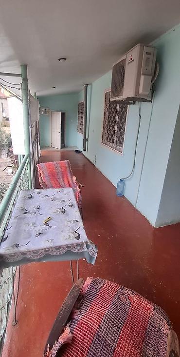 hovsan kupcali heyet evi: Qaraçuxur qəs. 5 otaqlı, 160 kv. m — 6