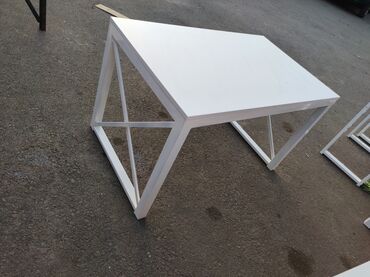 Офисные столы: Столы белые.
Стол офисный белый
у нас всегда в наличии at lalafo.kg — 13 Офисные столы: Столы белые.
Стол офисный белый
у нас всегда в наличии — 13