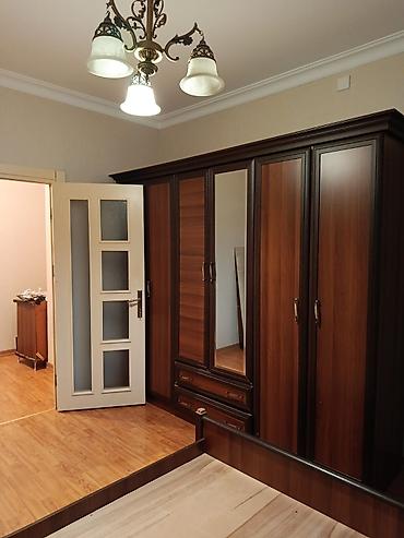 2-otaqli 9/6-ci mərtəbəsi orta blok.Dovlətdən istilik sistemi. ayliq
