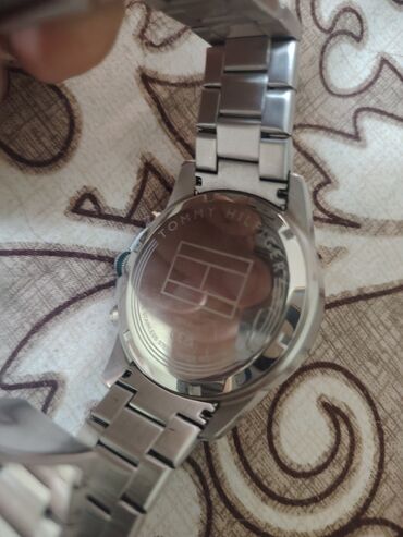 Qol saatları: Qol saatı, Tommy Hilfiger, rəng - Gümüşü — 4