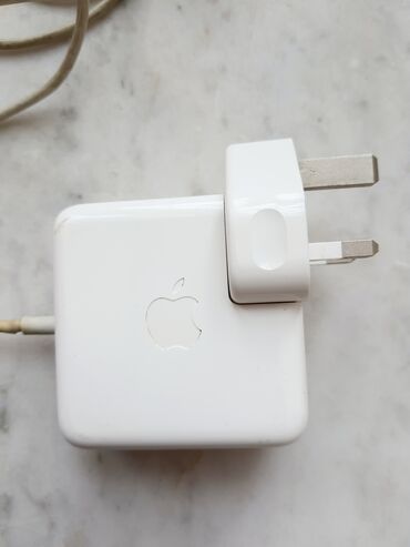 macbook adapter: Apple MacBook üçün şarj cihazı. 45W Зарядное устройство для Аpple
