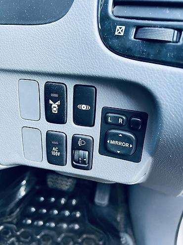 Toyota: Toyota Ipsum: 2002 г., 2.4 л, Автомат, Бензин, Минивэн at lalafo.kg — 7 Toyota: Toyota Ipsum: 2002 г., 2.4 л, Автомат, Бензин, Минивэн — 7