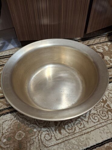 наковальня кузнечная купить бу: Продаю латунный тазСССР