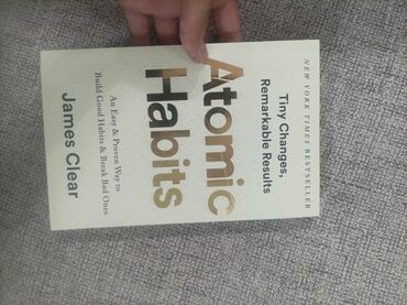 сколько стоит книга в конце они оба умрут: Книга: Atomic Habits Автор: James Clear Издательство: Avery (Penguin