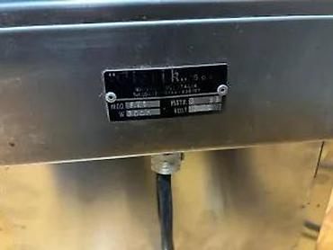 Ostali kuhinjski aparati: Profesionalna friteza od nerđajućeg čelika sa jednom kadom - — 10