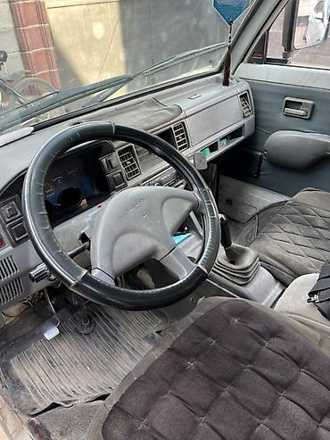 белорус 82 1: Жеңил жүк ташуучу унаа, Daewoo, Стандарт, 1ге чейин т, Колдонулган — 4