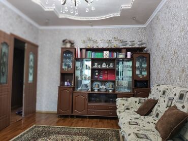 квартира берилет аламедин рынак: 3 бөлмө, 62 кв. м, 105-серия, 4 кабат, Косметикалык ремонт
