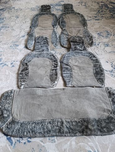 кожаные чехлы для авто: Чехлы Меховые, С подушкой, цвет - Серый, Universal Seat cover, Б/у, Самовывоз, Платная доставка