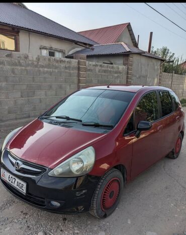 Honda: Honda Fit: 2002 г., 1.3 л, Автомат, Бензин, Хэтчбэк