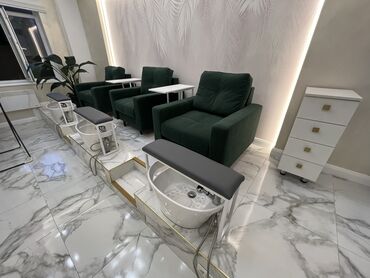 Другое оборудование для салонов красоты: Педикюрное кресло Педикюрная подставка для ног с регулировкой высоты — 2