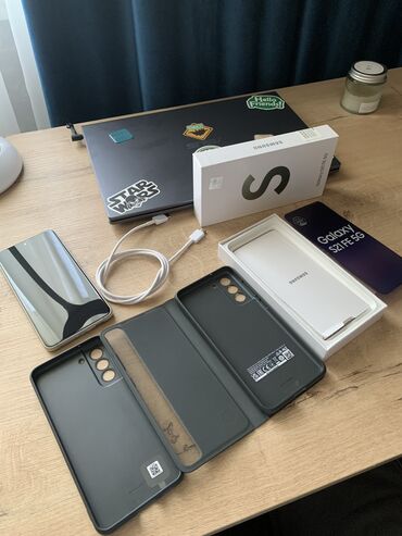 телефон fly 554: Samsung Galaxy S21 FE, 128 ГБ, Отпечаток пальца, Беспроводная зарядка, Две SIM карты