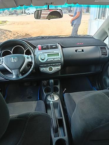 tesla 3: Honda Jazz: 2008 г., 1.4 л, Автомат, Бензин, Хэтчбэк — 5