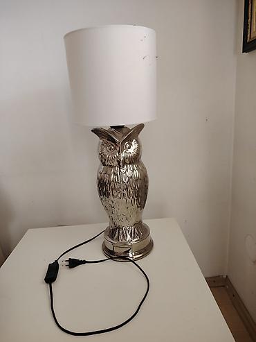 pillow: Stona lampa sa postoljem u obliku sove - Elegantno, metalik/srebrno — 1