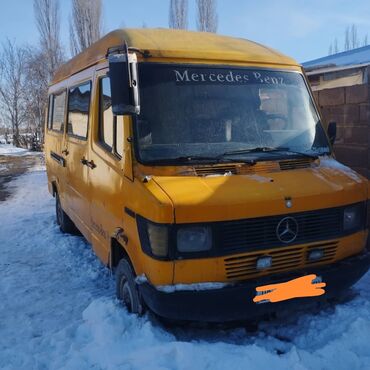 Mercedes-Benz: Продаю бус сапог 89 года грузопосажирский 3 места,мост беговой,гидрач