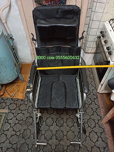 Инвалидные коляски: Продаю бу 1 деская 1 взрослая коляска и есть ещё ходунки одни не — 7