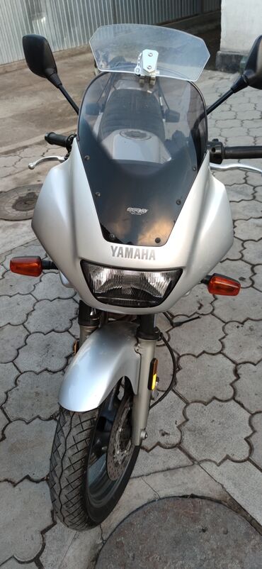 200 кубовые мотоциклы: Спортбайк Yamaha, 600 куб. см, Бензин, Взрослый, Б/у