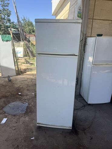 кухонные набор: Холодильник Samsung, Двухкамерный, 60 * 170 * 60
