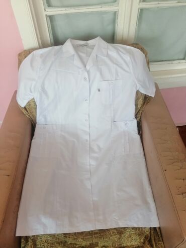 Tibbi geyim: Salam aleykum kişi ve Qadin ücün tibbi Xalatlar satiram teze deyil az — 5