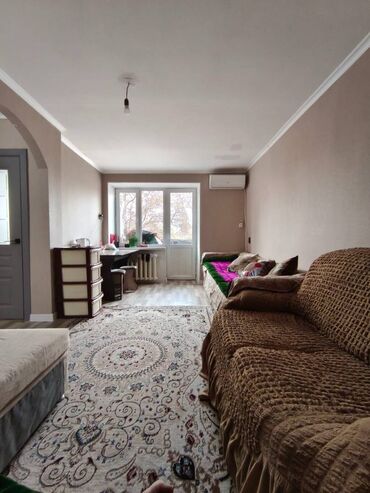 дешевые квартиры в оше: 1 комната, 30 м², Хрущевка, 3 этаж, Косметический ремонт