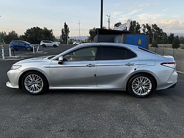 жак т 9: Toyota Camry: 2017 г., 2.5 л, Автомат, Гибрид — 8