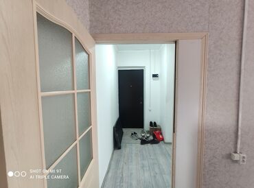 кухонный гарнитур каракол: 1 комната, 32 м², 105 серия, 5 этаж, Косметический ремонт