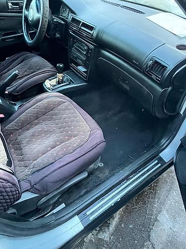 Volkswagen: Volkswagen Passat: 2003 г., 2 л, Механика, Бензин, Седан — 8