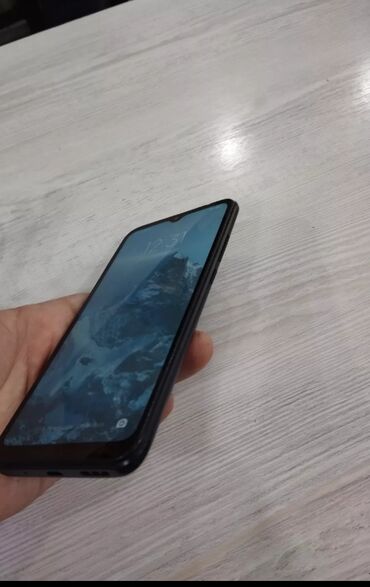 telefon 50 manat: Xiaomi Redmi 9A, 2 GB, цвет - Черный, 
 Сенсорный