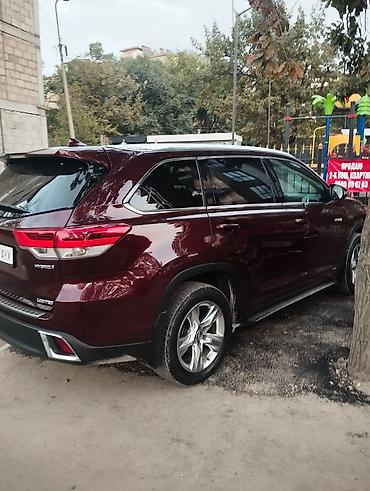 Продажа авто: Toyota Highlander: 2019 г., 3.5 л, Типтроник, Гибрид, Внедорожник — 3