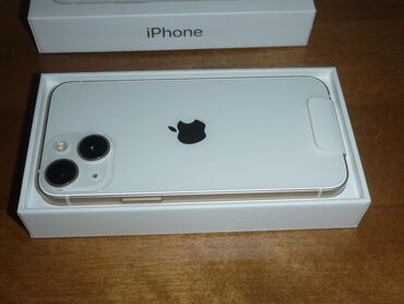 apple 13 mini: IPhone 13 mini, Б/у, 256 ГБ, Белый, Зарядное устройство, Защитное стекло, Чехол, 77 %