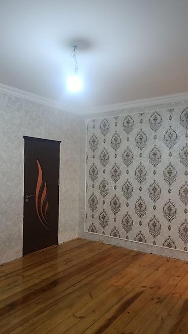 Otaqlar: Satılır: tam temirli. yeni yaşayış evi. giriş qapısı və interyer bəzək — 6