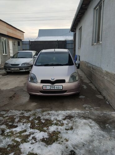 продаю степвагон: Toyota Vitz: 2000 г., 1 л, Автомат, Бензин