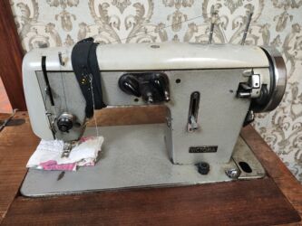 st link: Продам швейную машинку, швейная машинка vigorelli итальянская