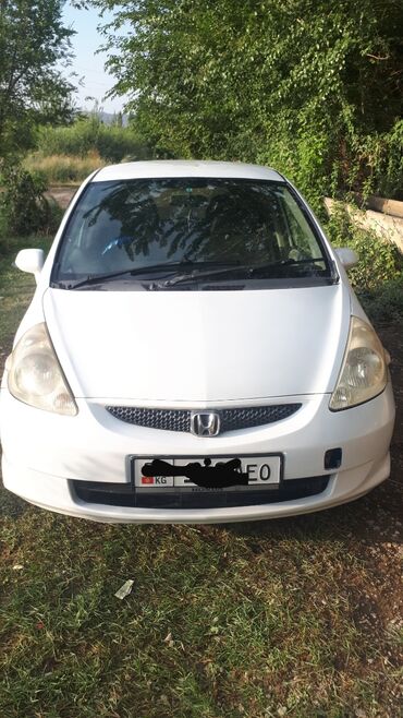 Honda: Honda Fit: 2002 г., 1.3 л, Вариатор, Бензин