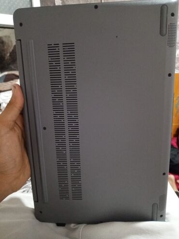 Noutbuk və netbuklar: Lenovo noutbuk Texniki göstəricilər: - Model: Lenovo (şassi 82V6