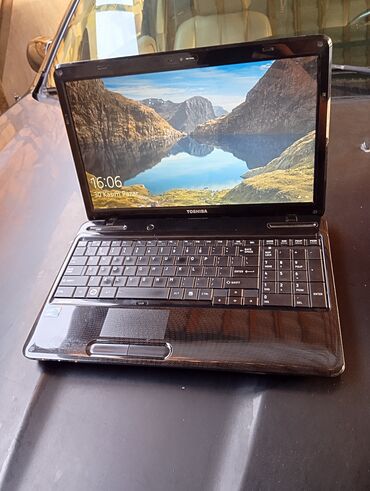 Toshiba: Toshiba, 15.6 ", Intel Core i3, 256 GB — 12