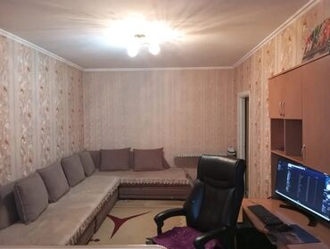 105 серия 3 комнатная: 1 бөлмө, 35 кв. м, 105-серия, 1 кабат, Эски ремонт