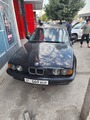 продается мазда: BMW 2 series: 1991 г., 2 л, Механика, Бензин, Седан