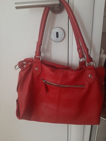 platnena torba edi dimenzije cm: Crvena, kožna, italijanska torba. Nošena je svega nekoliko puta