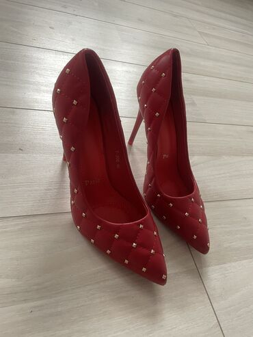 женские турецкие туфли: Туфли Размер: 40, цвет - Красный