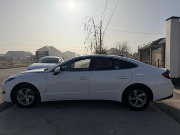 Hyundai: Hyundai Sonata: 2019 г., 2 л, Автомат, Бензин, Седан — 3