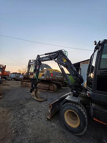 ness construction: Услуги экскаватора | Выкорчевывание пней, Траншеи, Котлованы — 2