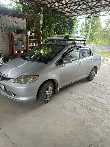 e klass: Honda Fit Aria: 2003 г., Бензин, Седан — 1