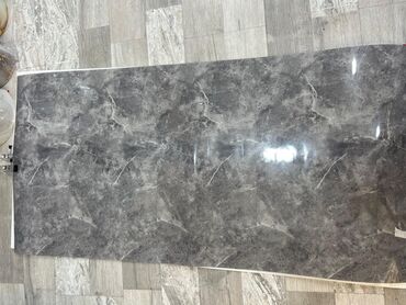 Mərmər effektli PVC panellər: Mərmər effekti verən PVC divar panelləri. 1.Arxasi izolesiyalidi nəm — 5