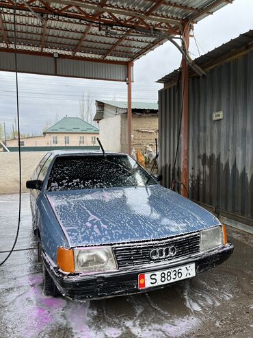 Audi: Audi 100: 1989 г., 2 л, Механика, Бензин, Седан