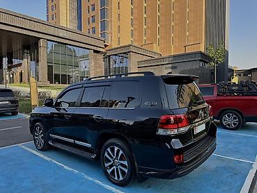 Продажа авто: Toyota Land Cruiser: 2017 г., 4.6 л, Автомат, Бензин, Внедорожник — 5